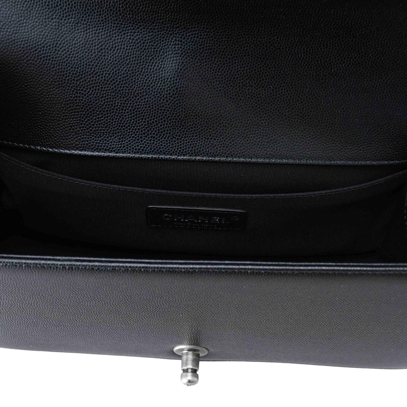 CHANEL(USED)샤넬 캐비어 보이샤넬 미듐 플랩백